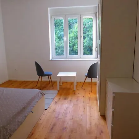 Apartament Lenka *