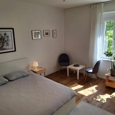 Lenka Apartment *